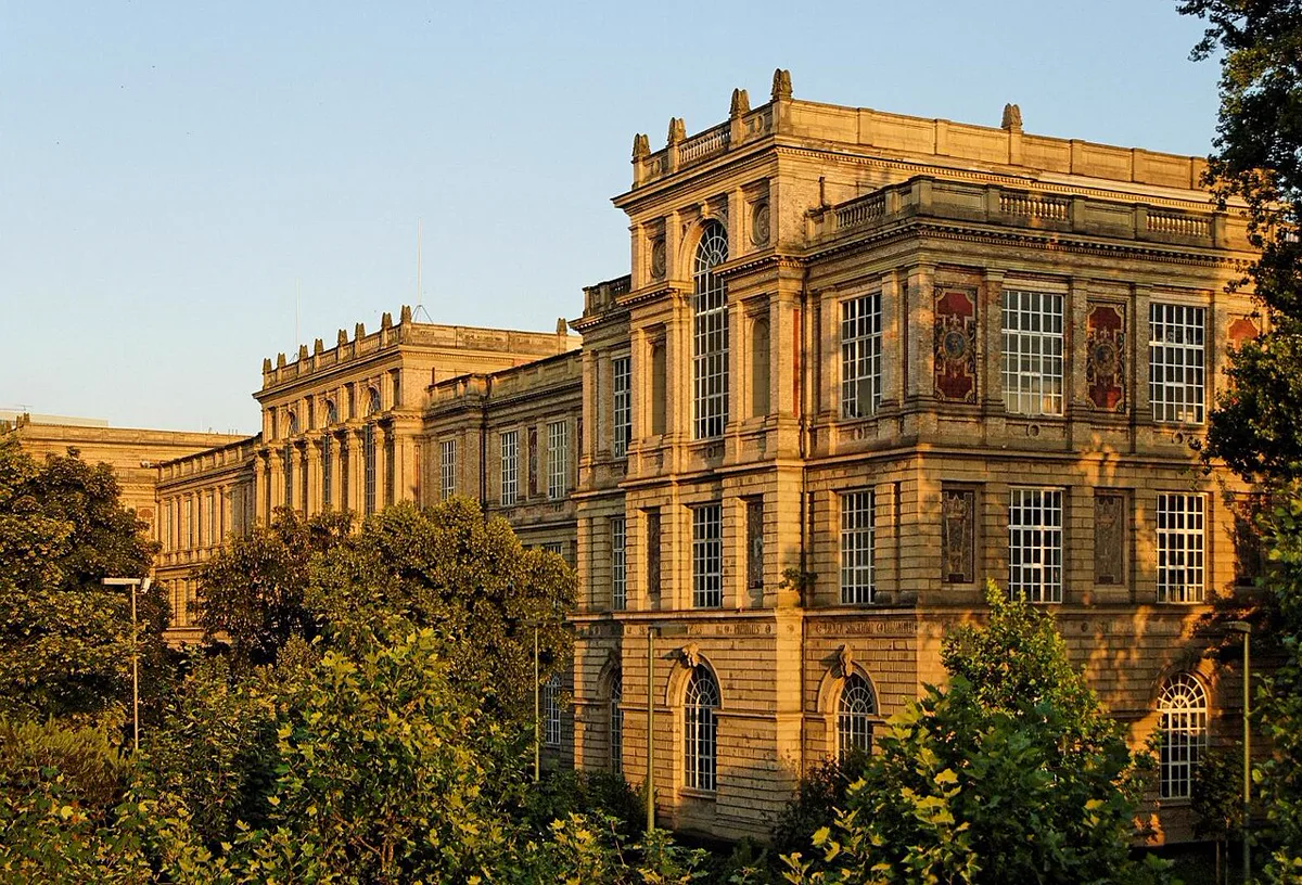 Kunstakademie Düsseldorf in der Altstadt, von Nordwesten gesehen